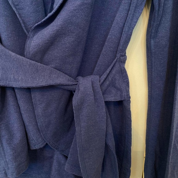 Lululemon Wrap Top - Picture 5 of 5